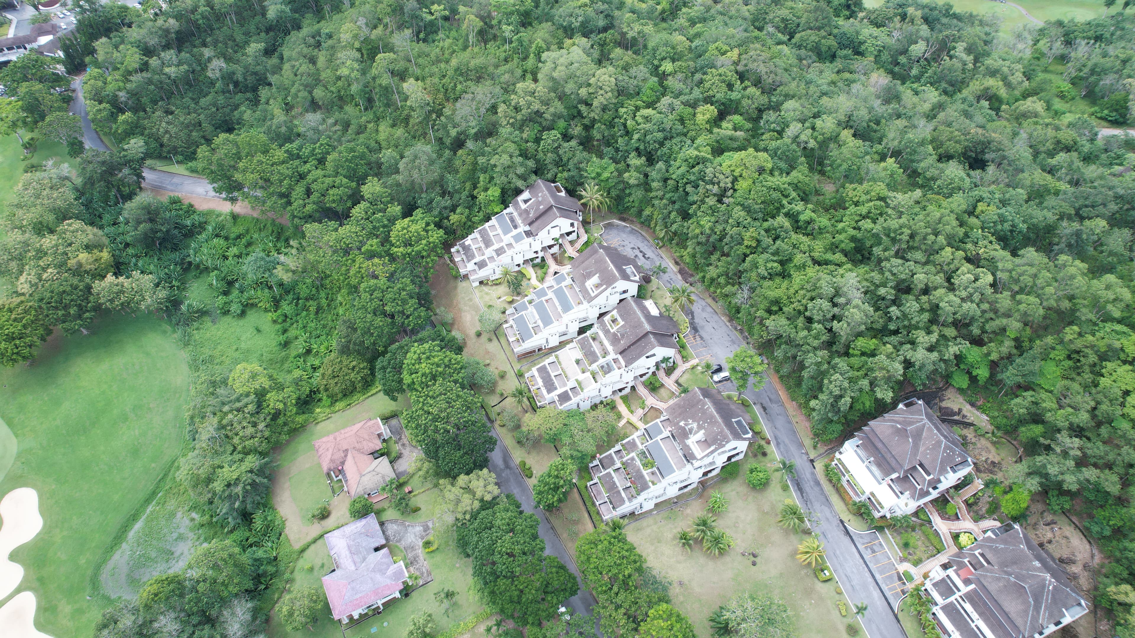 Private House at Blue Canyon — thumbnail 2
