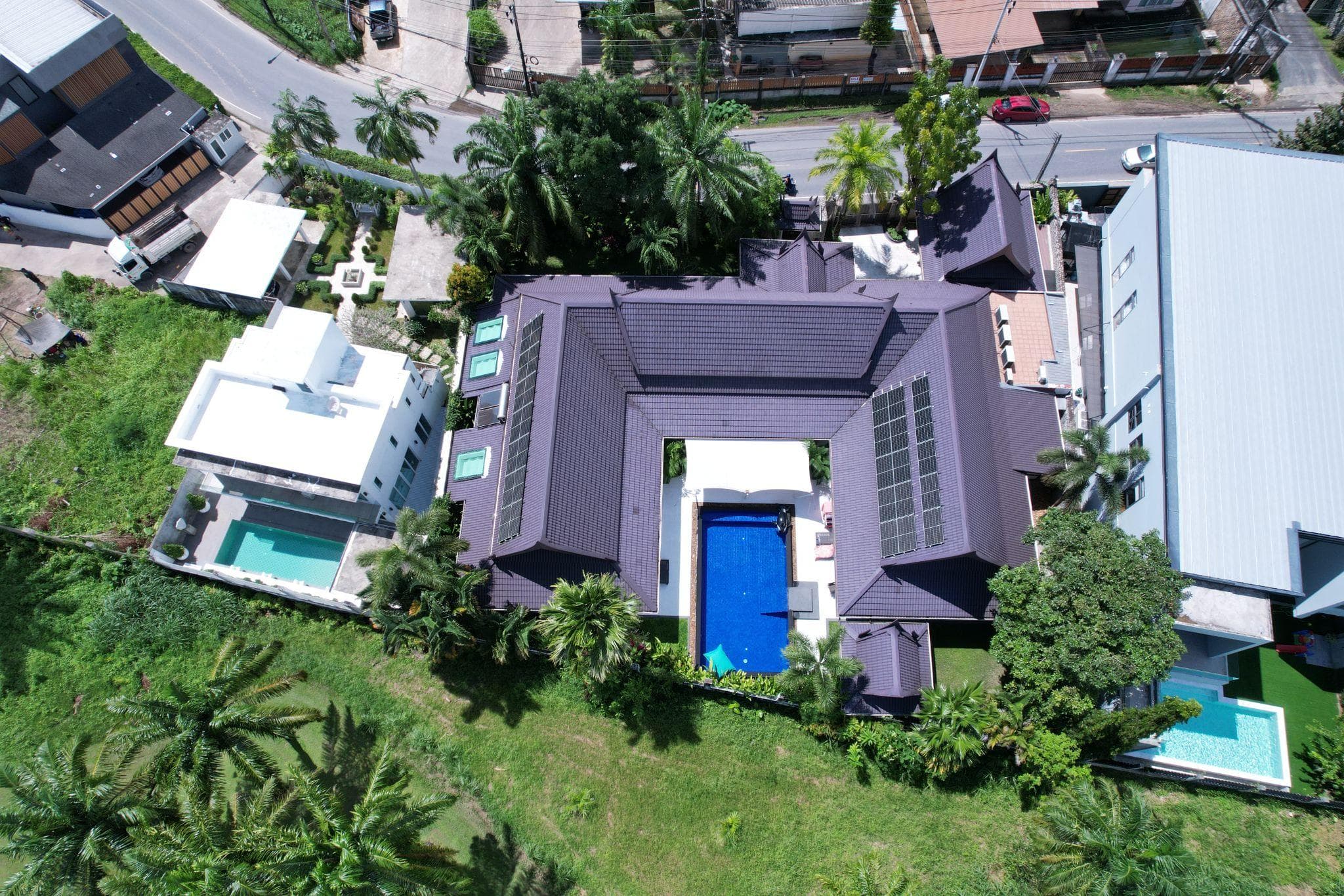 Private House - 14 solar rooftop installation — Phuket