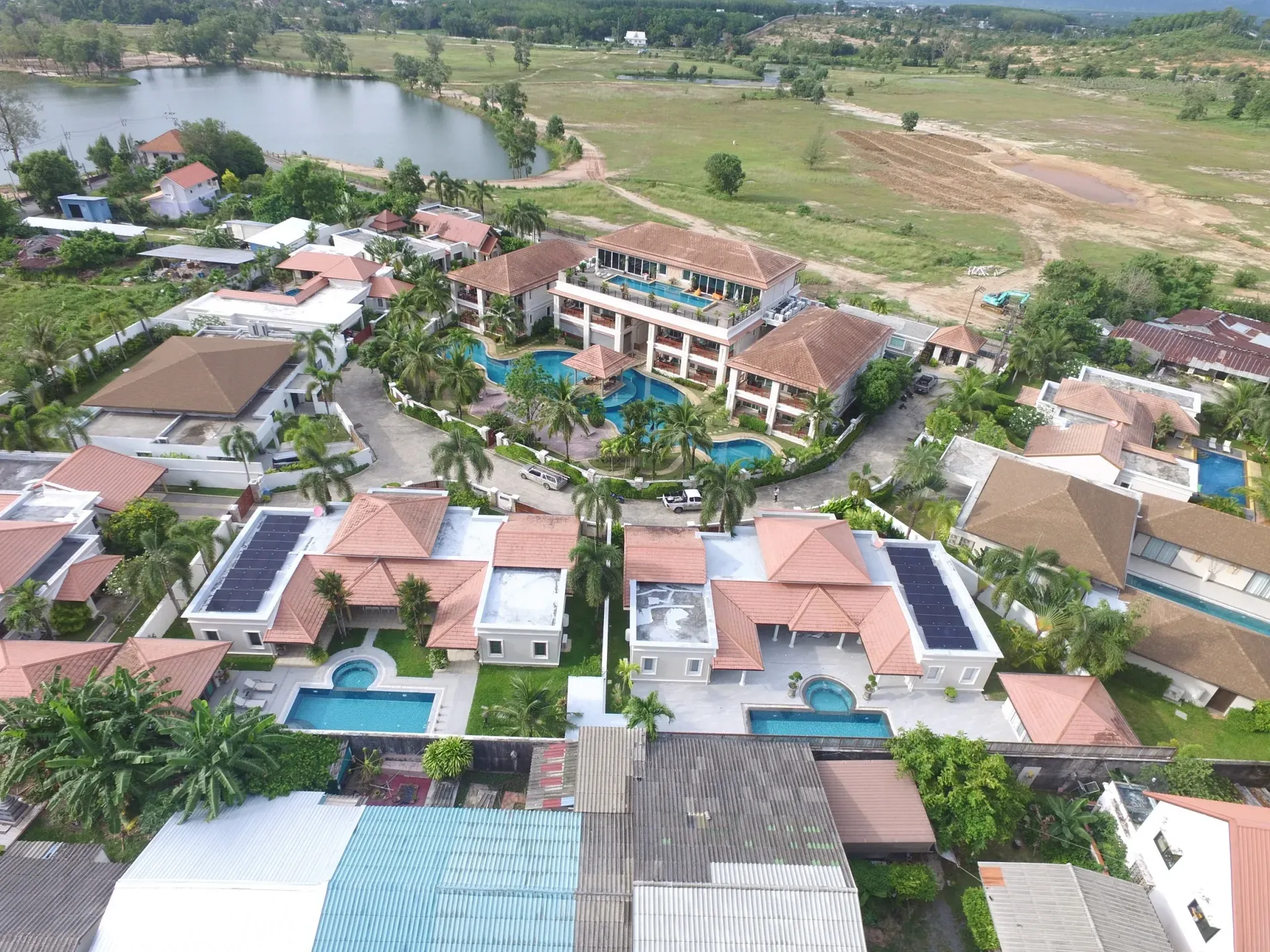 Cherng'Lay Villa 6 solar rooftop installation — Phuket