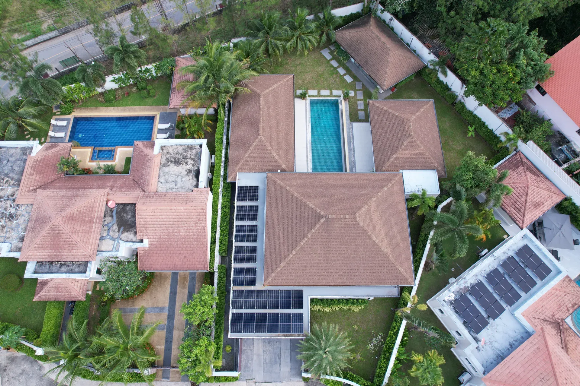 Cherng'Lay Villa 7 solar rooftop installation — Phuket