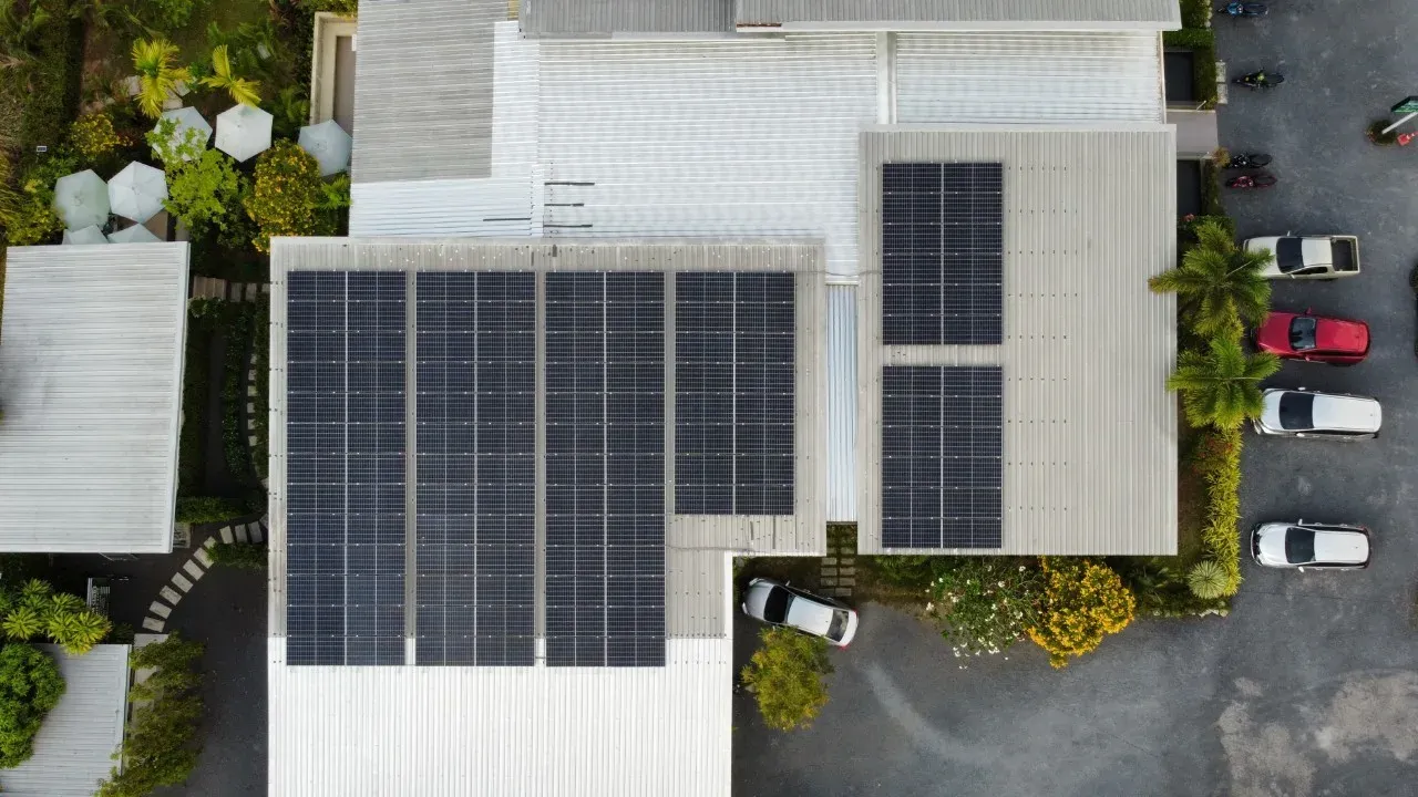 Gym Club Fitness solar rooftop installation — Phuket