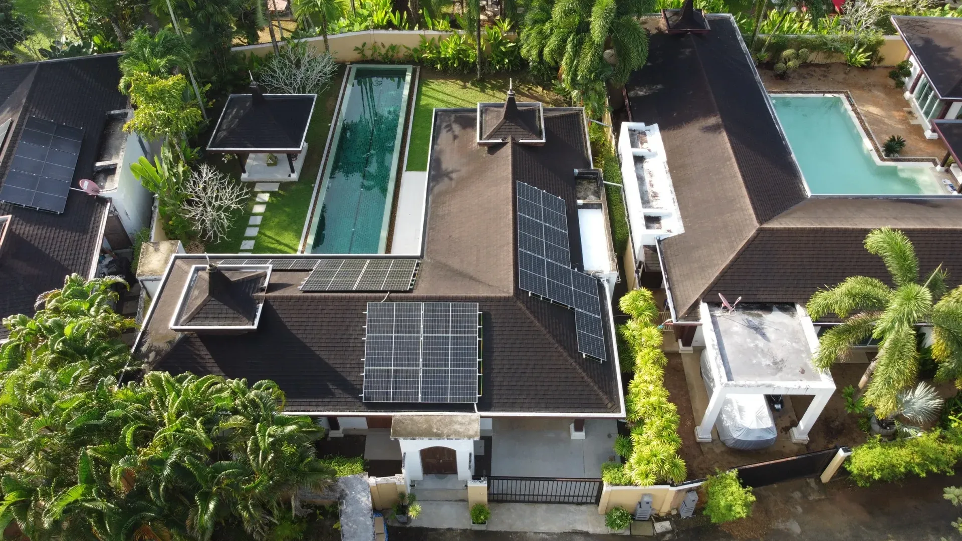 Pool Villa - 11 solar rooftop installation — Phuket
